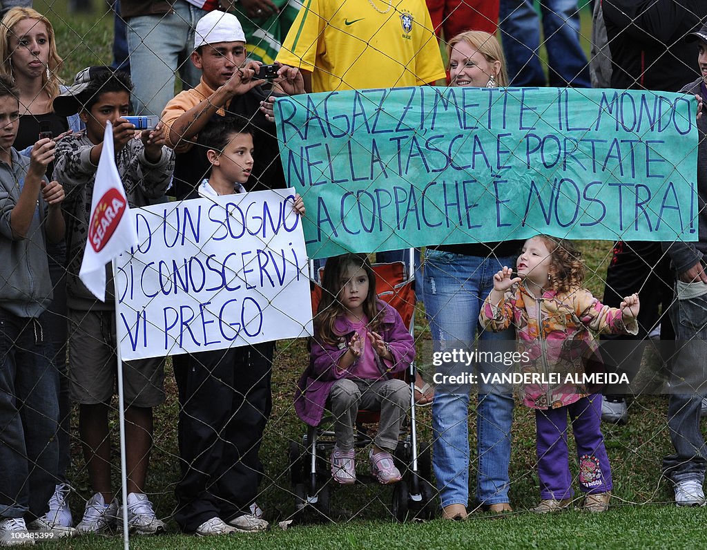 Fans watch Brazil's training session in