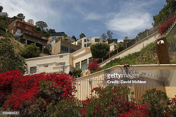 Flowers grow outside the home of Simon Monjack after he was found dead by his mother-in-law on May 24, 2010 in Hollywood, California. Monjack was the...