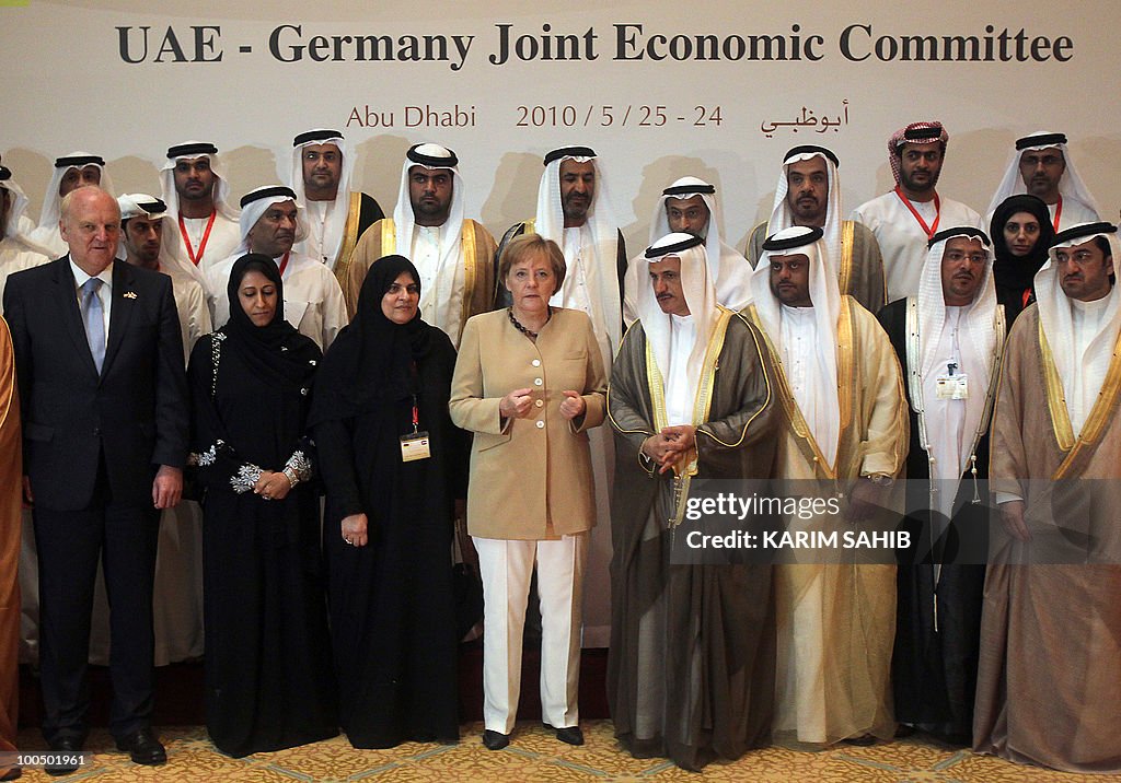 German Chancellor Angela Merkel (front r