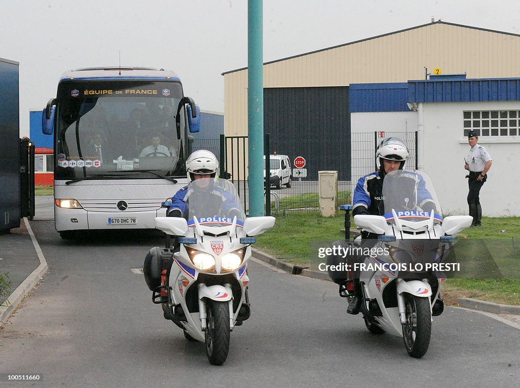 The bus of the French football national