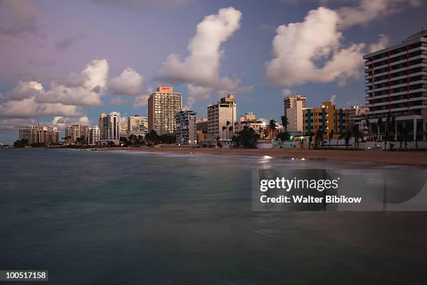 condado high rise buildings - san juan - fotografias e filmes do acervo