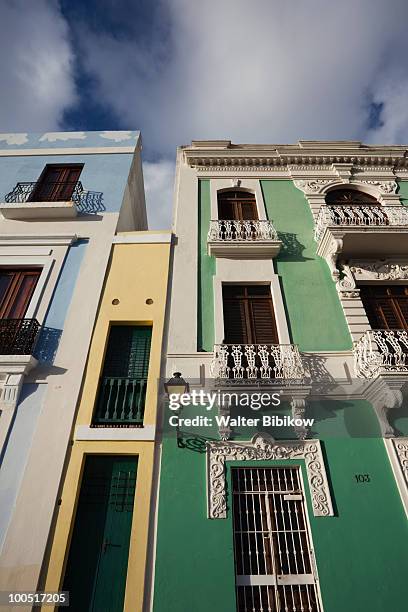 old san juan, buildings on tetuan street - velha san juan imagens e fotografias de stock