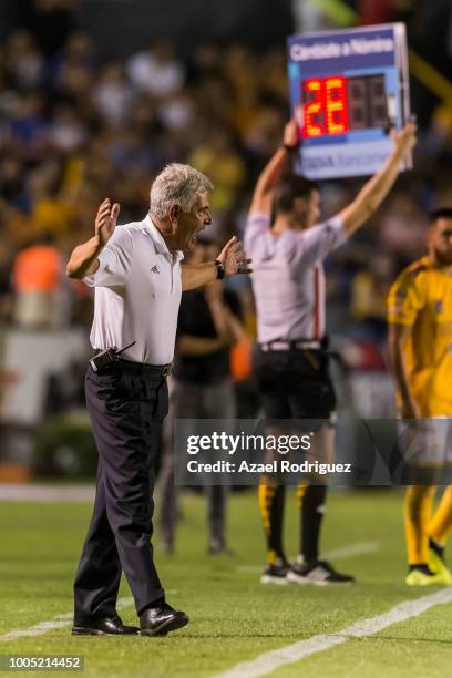 Ricardo Ferretti coach of Tigres gives directions to his players during the 1st round match between Tigres UANL and Leon as part of the Torneo...