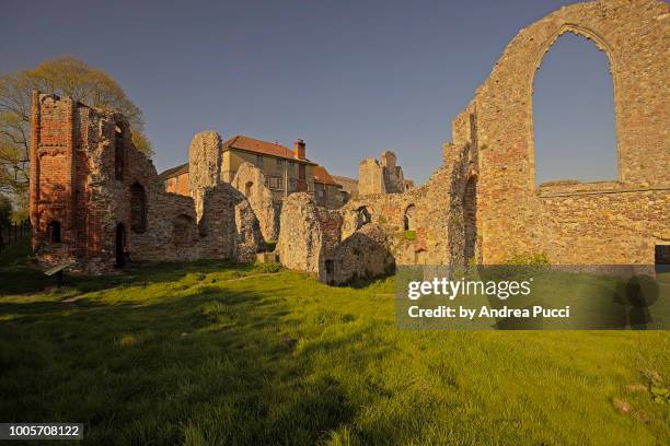 leiston abbey, suffolk, united kingdom - abbey of montserrat stockfoto's en -beelden