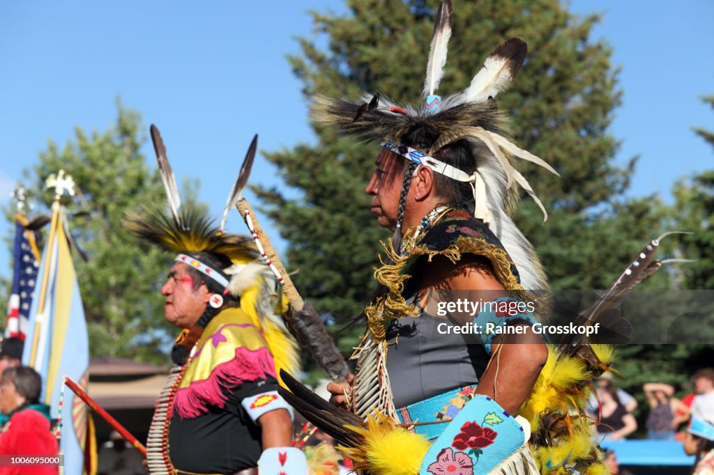 Indian dancers at Plains Indian Museum Pow-wow