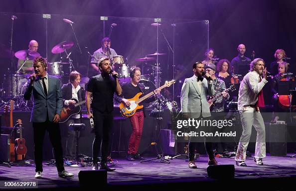 Phil Pyke Josh Pyke,Chris Cheney, Phil Jamieson and Tim Rogers perform during ...