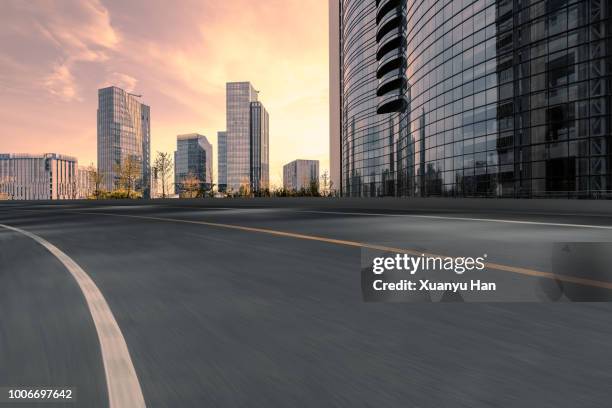 urban road - highway dusk stock pictures, royalty-free photos & images