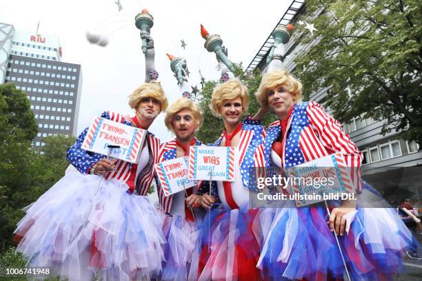 Am 22. Juli 2017 in Berlin unter dem Motto: MEHR VON UNS ? JEDE STIMME GEGEN RECHTS! Zum 39. Mal zog die bunte CSD-Parade durch die Hauptstadt....