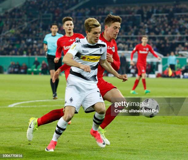 Sports, football, DFB Cup, 2016/2017, Round 5, semifinal, Borussia Moenchengladbach vs Eintracht Frankfurt 7:8 on penalties, Stadium Borussia Park,...