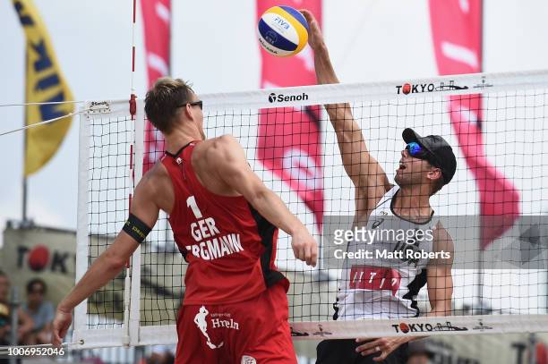 Stafford Slick of the United States competes against Philipp Arne Bergmann of Germany during the Men's bronze medal match between Casey Patterson and...