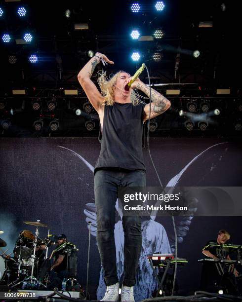 Spencer Chamberlain of Underoath performs at the Heavy Montreal festival at Parc Jean-Drapeau on July 28, 2018 in Montreal, Canada.