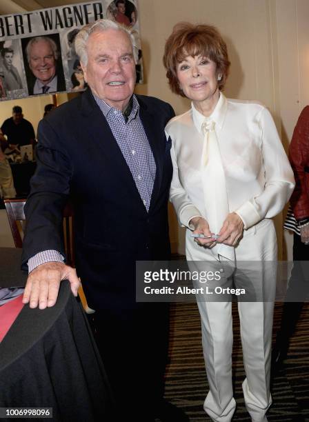 Actor Robert Wagner and actress Jill St. John attend The Hollywood Show held at The Westin Hotel LAX on July 28, 2018 in Los Angeles, California.