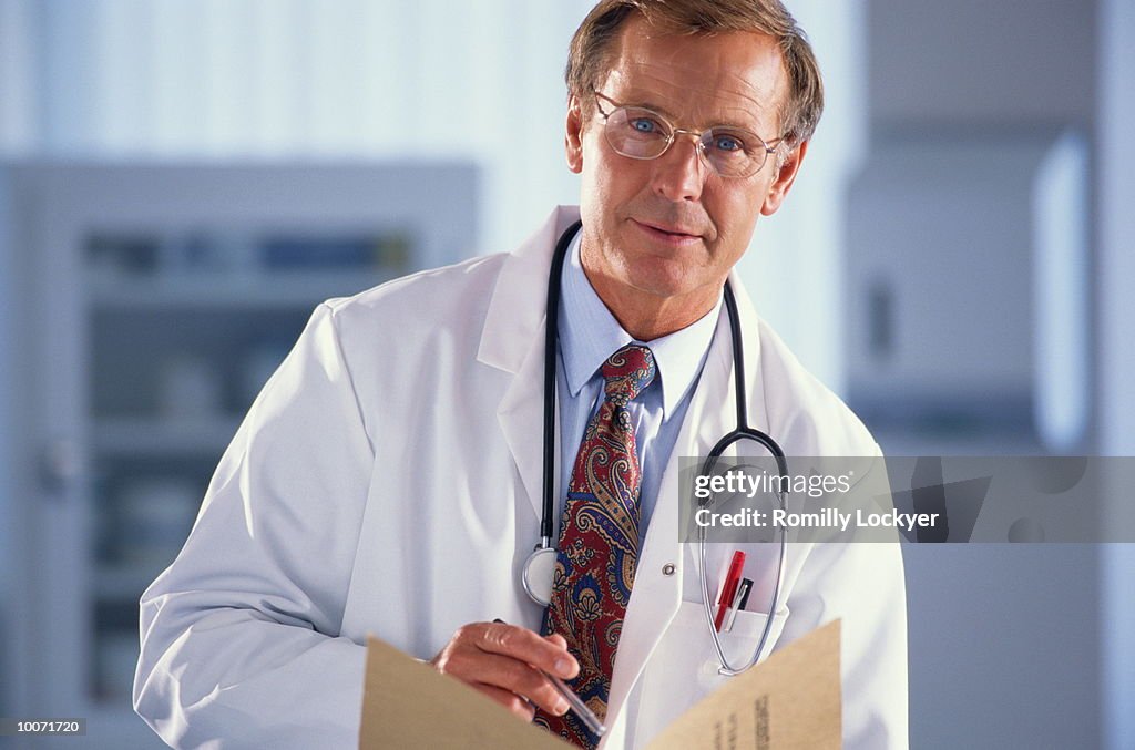 MALE DOCTOR