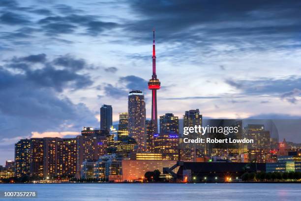 toronto downtown - toronto stock-fotos und bilder