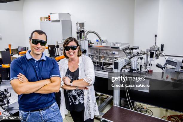 portrait of new materials researchers in laboratory - gender equality stock pictures, royalty-free photos & images