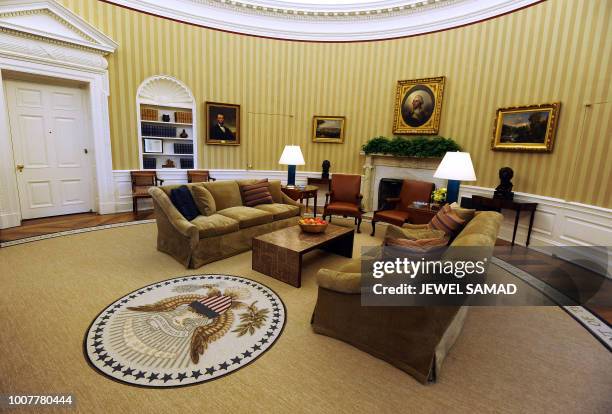 Oval Office Interior Photos and Premium High Res Pictures - Getty Images
