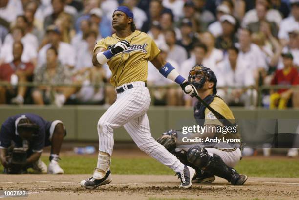 Sammy Sosa of the Chicago Cubs competes in the MLB All Star Game Home Run Derby July 8, 2002 at Miller Park in Milwaukee, Wisconsin.
