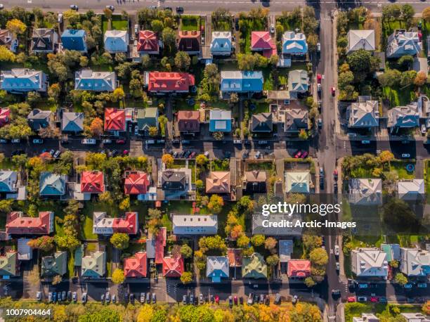 aerial - colorful roof tops, reykjavik, iceland - zona residencial fotografías e imágenes de stock