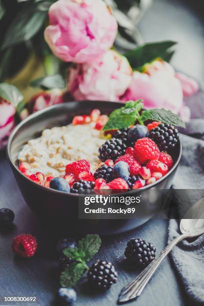 food trend – overnight oats - millet stock pictures, royalty-free photos & images