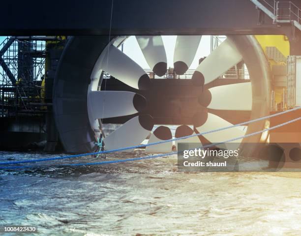 tidal power turbine - hydroelectric power station stock pictures, royalty-free photos & images