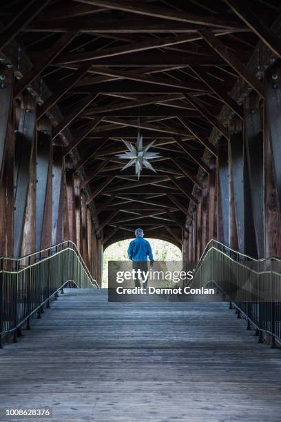 Guide Bridge Photos and Premium High Res Pictures - Getty Images