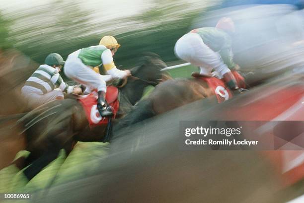 horse racing in england - racing silks foto e immagini stock