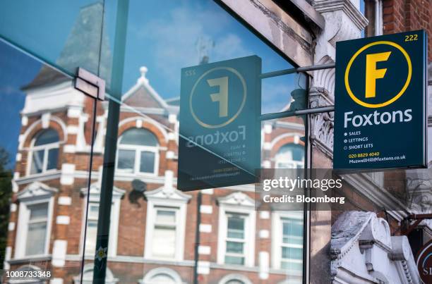 Foxton Library Foxtons Office Photos and Premium High Res Pictures - Getty Images