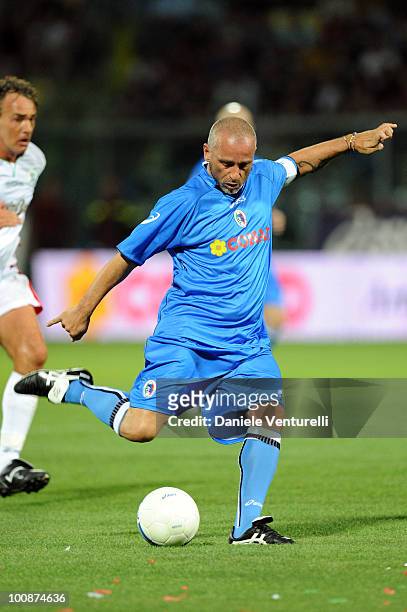 Singer Eros Ramazzotti of Nazionale Cantanti in action during the XIX Partita Del Cuore charity football game at on May 25, 2010 in Modena, Italy.