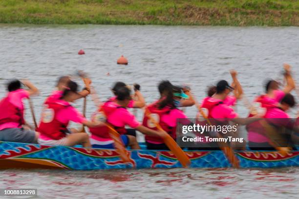 dragon boat races in taiwan, taipei. - dragon boat stock pictures, royalty-free photos & images