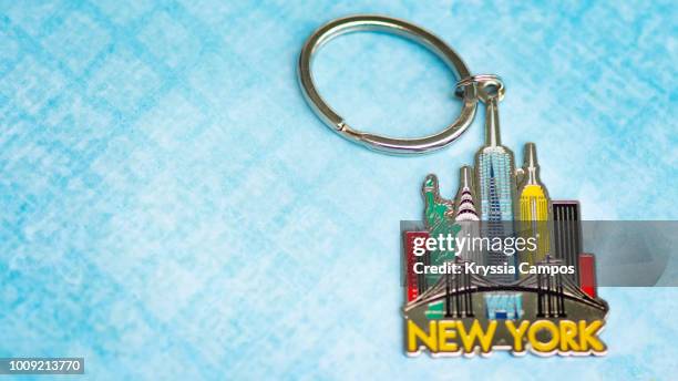 keychain in the shape of new york city - key ring stock pictures, royalty-free photos & images