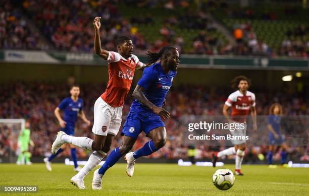 Dublin , Ireland - 1 August 2018; Victor Moses of Chelsea in action against Ainsley Maitland-Niles of Arsenal during the International Champions Cup...