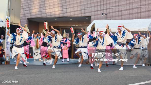 la 42ª kanagawa yamato awa odori danza (2018) - awa dance festival fotografías e imágenes de stock