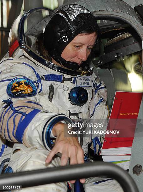 Shannon Walker Astronaut Photos and Premium High Res Pictures Getty