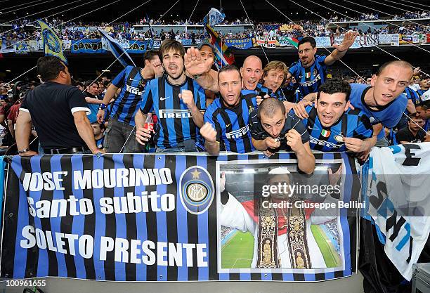 The fans of Inter Milan during the UEFA Champions League Final match between FC Bayern Muenchen and Inter Milan at Bernabeu on May 22, 2010 in...