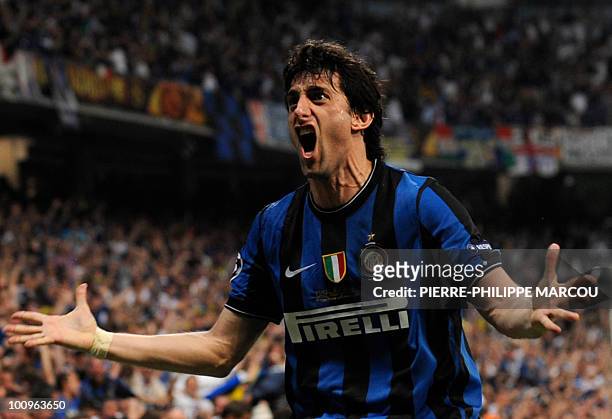 Inter Milan's Argentinian forward Diego Milito celebrates after scoring his second goal during the UEFA Champions League final football match Inter...