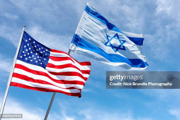 united states and israel flags, jerusalem, israel - judaism fotografías e imágenes de stock