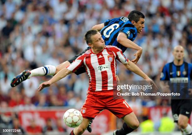Lucio Inter Lucio Of Inter Photos and Premium High Res Pictures - Getty Images