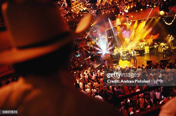 wildhorse saloon, nashville, tennessee - nashville photos et images de collection