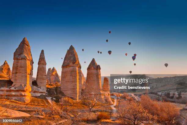 cappadocia, turkey - capadócia imagens e fotografias de stock