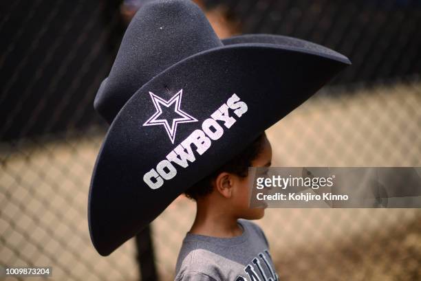 big dallas cowboys hat