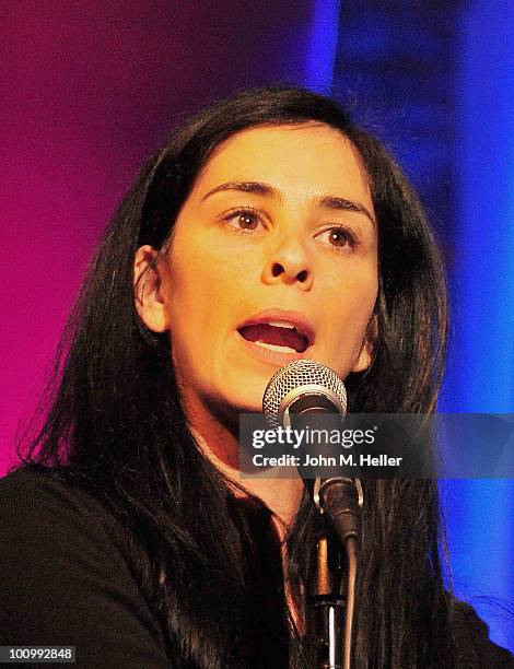 Comedian Sarah Silverman performs at the Scleroderma Research Foundation's ''Cool Comedy-Hot Cuisine'' benefit gala at the Four Seasons Beverly...