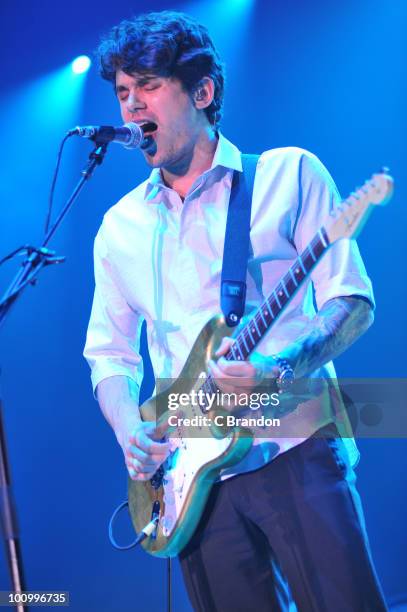 John Mayer performs on stage at Wembley Arena on May 26, 2010 in London, England.