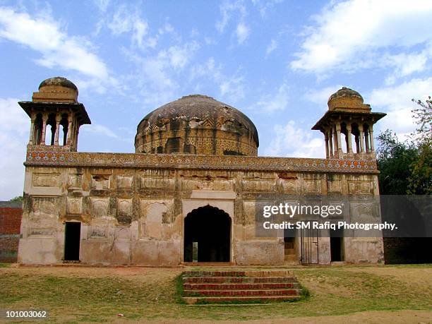 Anga Tomb Of Dai Anga Photos and Premium High Res Pictures - Getty Images