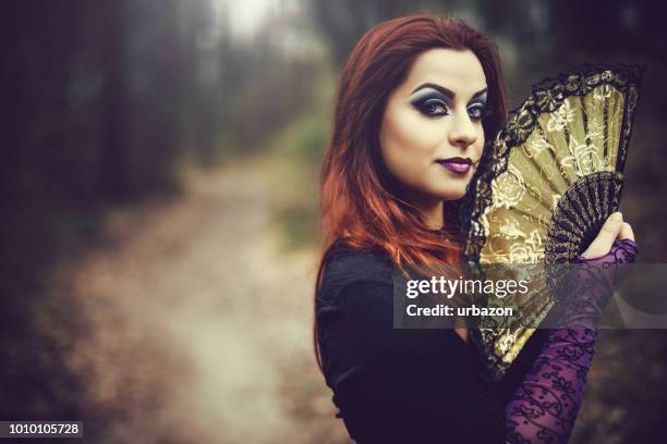 Whymsgoth Goth White Makeup Photos and Premium High Res Pictures - Getty Images