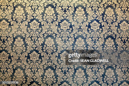 Victorian wallpaper pattern Victorian wallpaper pattern