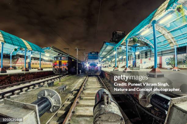 Buffer In Train Buffer Train Photos and Premium High Res Pictures - Getty Images