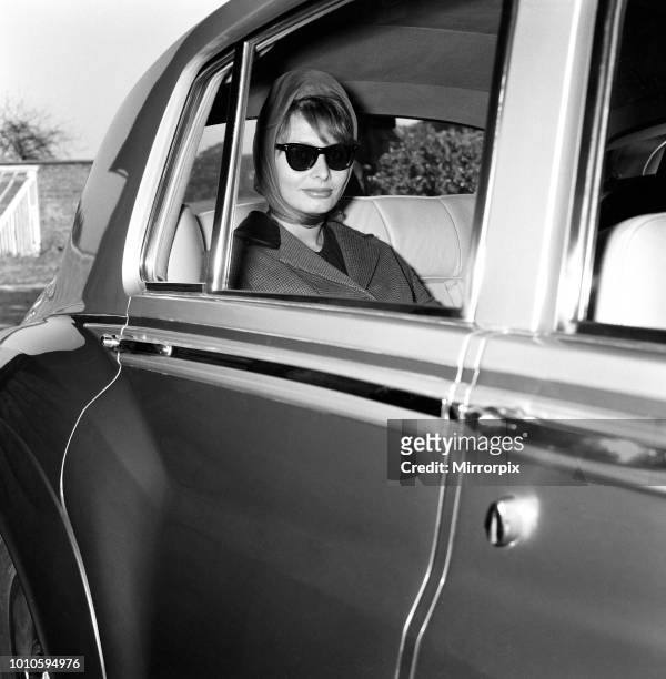 Sophia Loren leaving the 'Norwegian Barn' for the film studios by Rolls-Royce, 31st May 1960.
