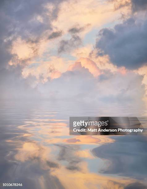 atmospheric reflections pale blue - idyllic stock-fotos und bilder