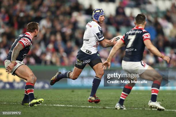 Johnathan Thurston of the Cowboys in action during the round 21 NRL match between the Sydney Roosters and the North Queensland Cowboys at Allianz...