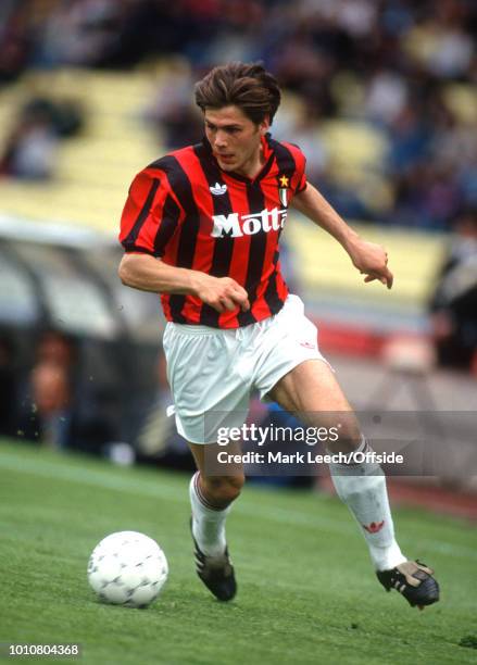 April 1993 - Udine - Serie A Calcio - Udinese v Milan - Zvonimir Boban of Milan races forwards with the ball -
